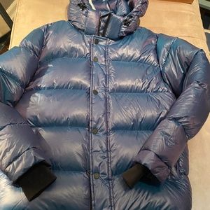 TNA iridescent low tide super puff size small like new